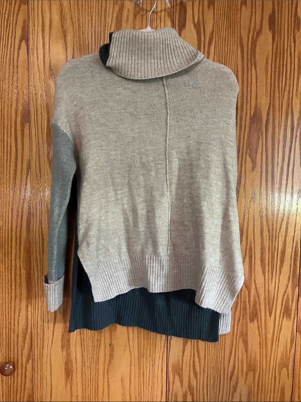 Tribal Two-Tone Cowlneck Sweater - Beige and Black